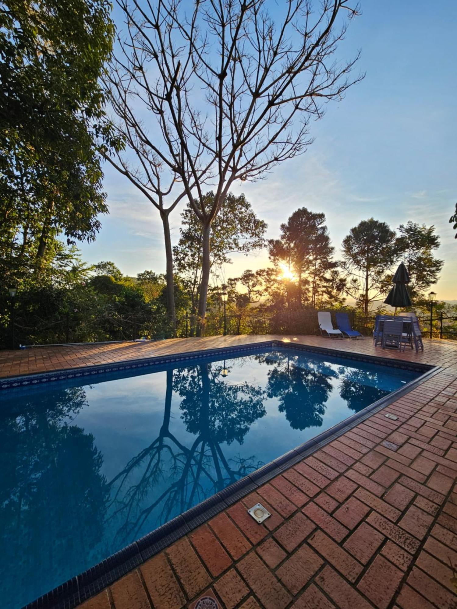 Casa De Campo Araxa Na Montanha Com Piscina Piracaia Exterior foto